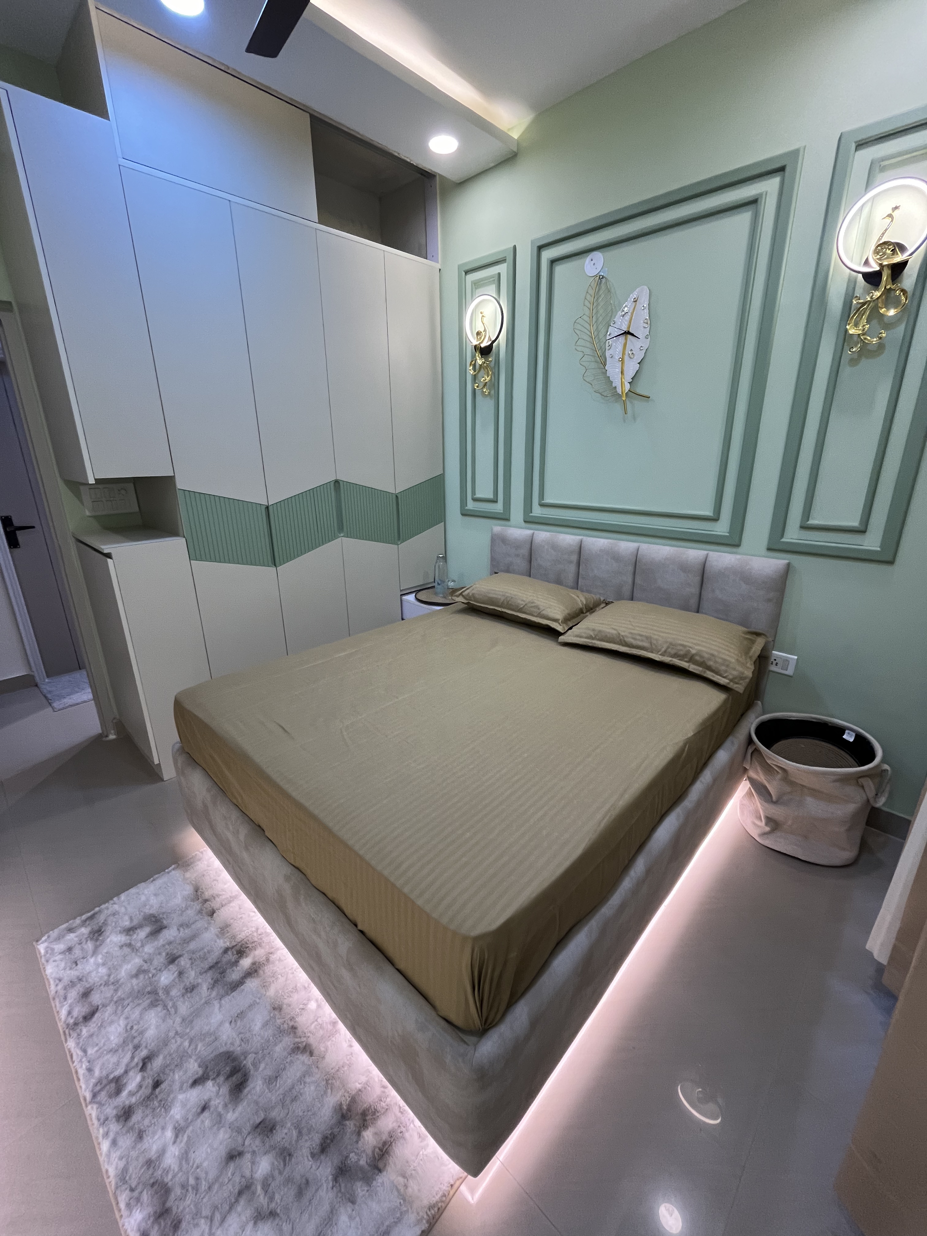 Modern bedroom with sitting area